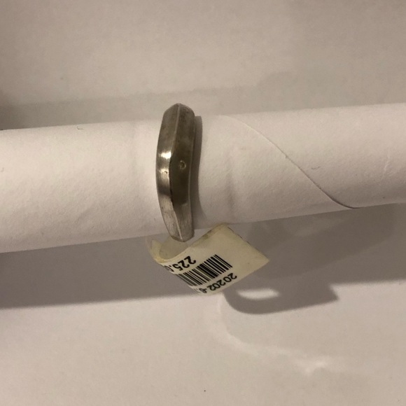 Sterling Silver Ring with a Canadian Diamond Viara - Picture 2 of 6